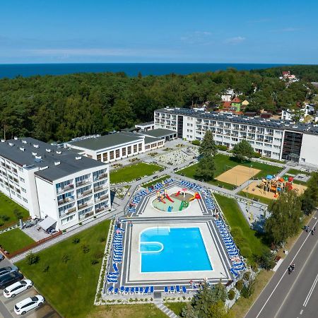 Zem-Tourist Hotel Pustkowo Buitenkant foto