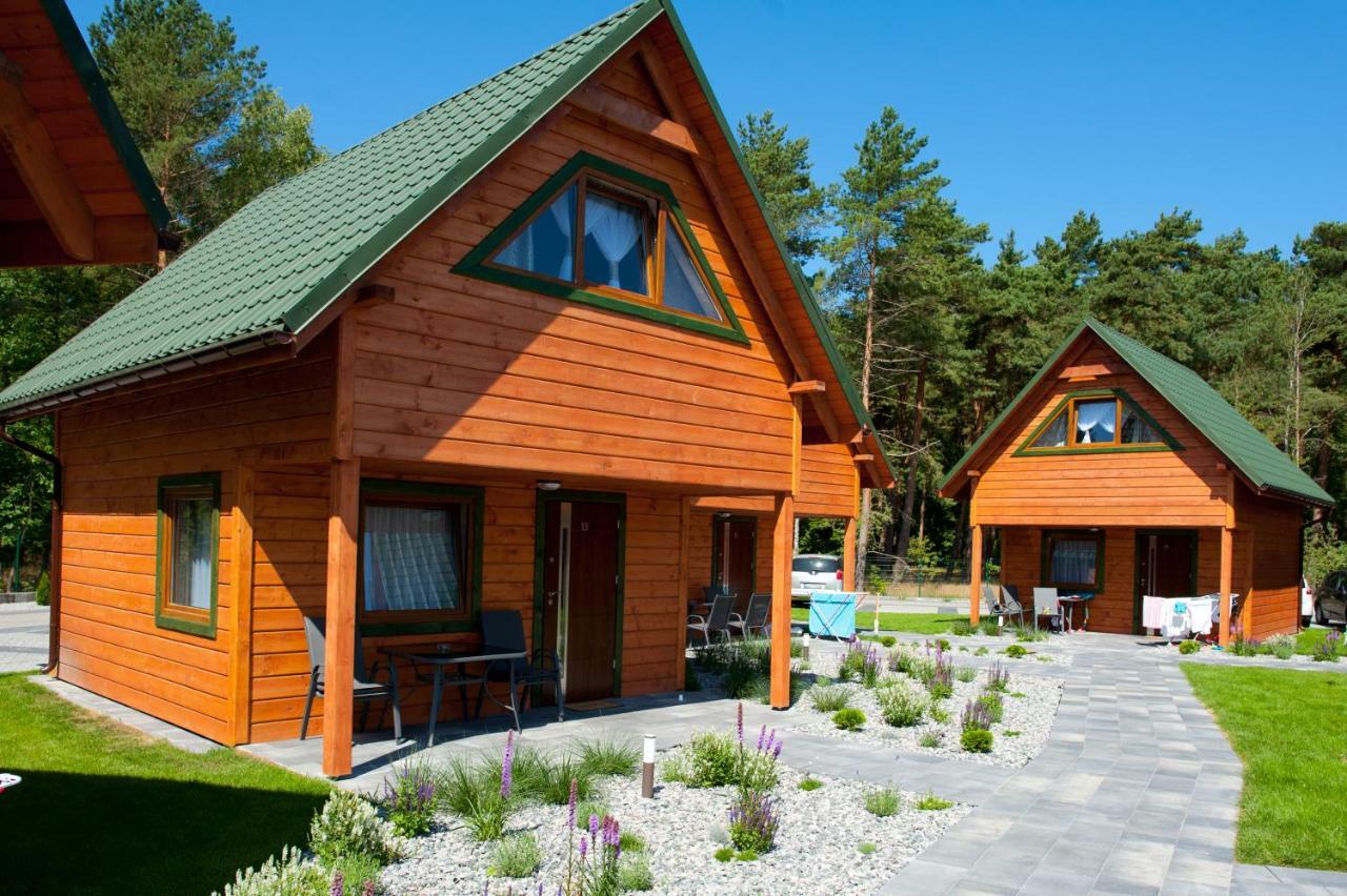 Zem-Tourist Hotel Pustkowo Buitenkant foto